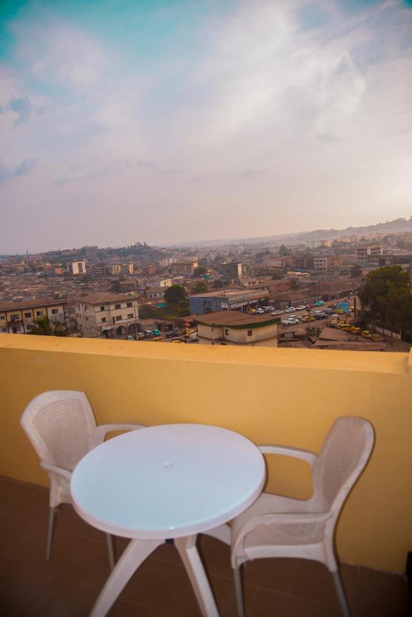 Appartement Meuble 2 Chambres Avec Salle De Bain - 1 Salon - 1E Cuisine - La Concorde - Quartier Nkomkana Yaoundé Εξωτερικό φωτογραφία