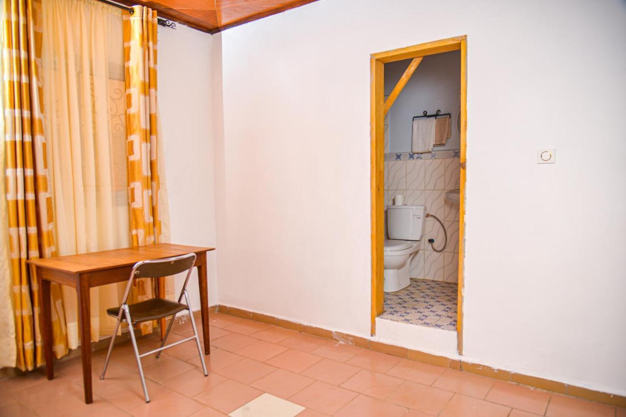 Appartement Meuble 2 Chambres Avec Salle De Bain - 1 Salon - 1E Cuisine - La Concorde - Quartier Nkomkana Yaoundé Εξωτερικό φωτογραφία